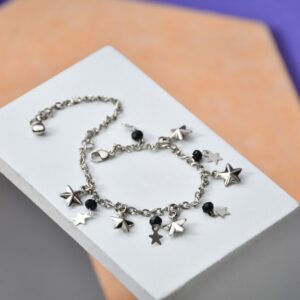 Silver Combining Star Charms Bracelet for Girls: An Ideal Combining of Versatility and Style
