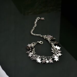 Girl Star Bracelet: A Dream and Elegance Symbol
