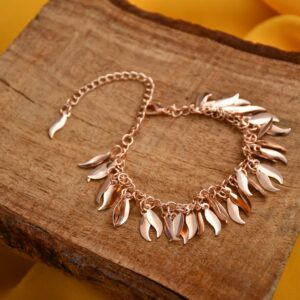 Silver Anklet will give your ensemble a hint of elegance inspired by nature