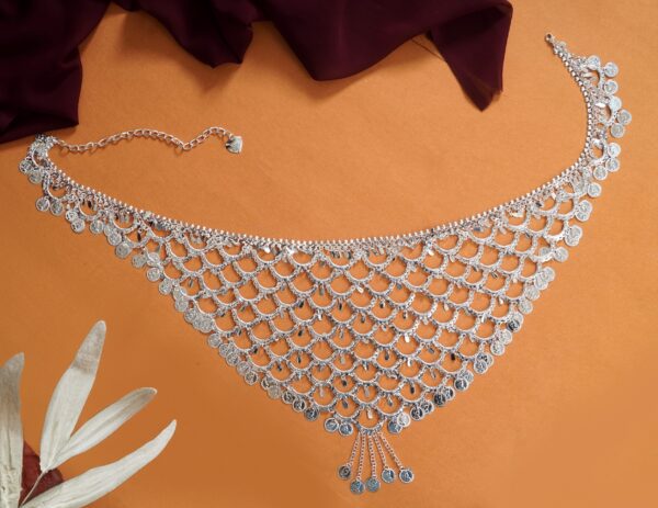 Features of the Recently Released, Fashionable Silver Traditional Kamarbandh jewellery